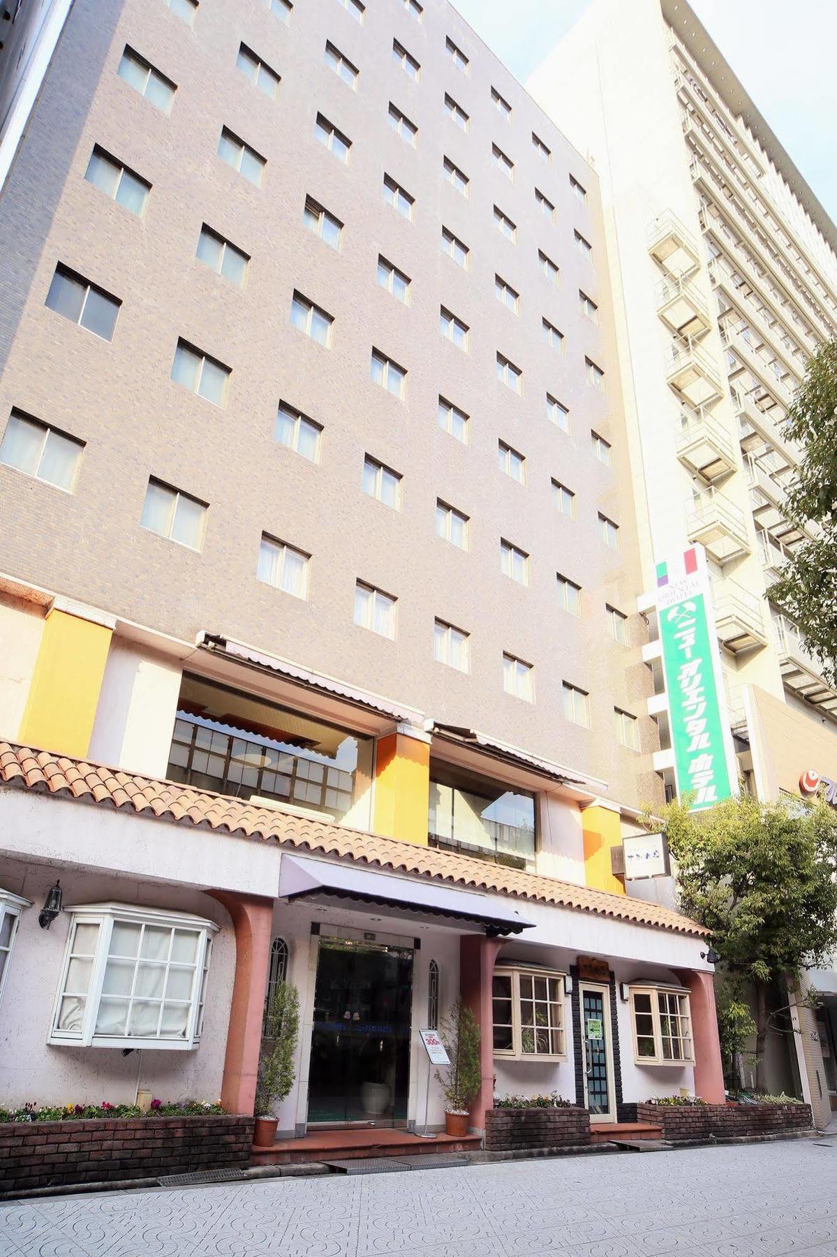 Humour Resort New Oriental Hotel Osaka Exterior foto